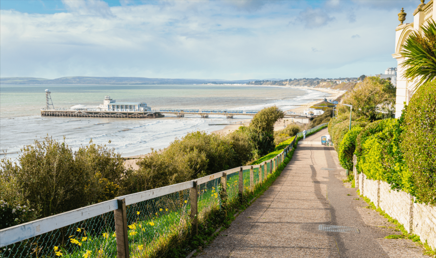 Family-Friendly Travel Guide to Bournemouth’s Beaches and Parks